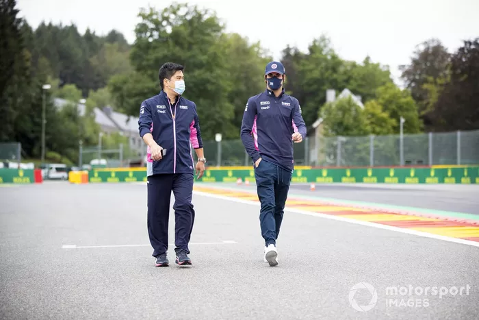 Lance Stroll, Racing Point, recorre la pista de Spa