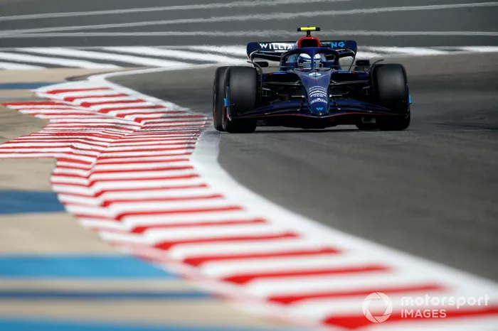 Nicholas Latifi, Williams FW44