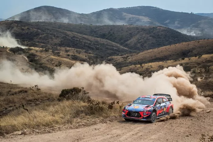 Ott Tänak, Martin Järveoja, Hyundai Motorsport Hyundai i20 Coupe WRC