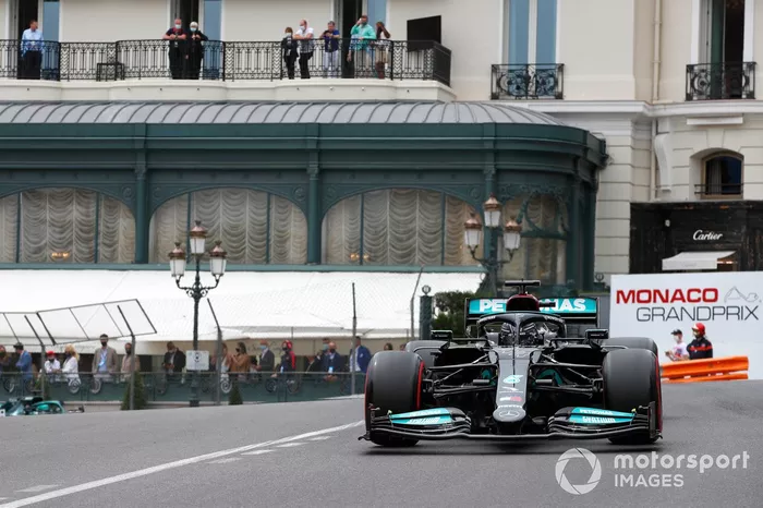 Lewis Hamilton, Mercedes W12