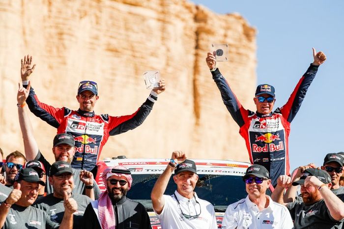 #307 Toyota Gazoo Racing: Bernhard Ten Brinke, Tom Colsoul