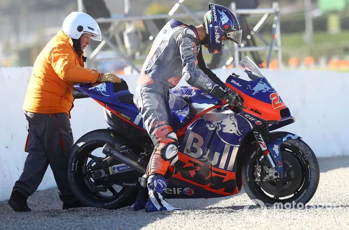 Iker Lecuona, Red Bull KTM Tech 3 - 1 caídas