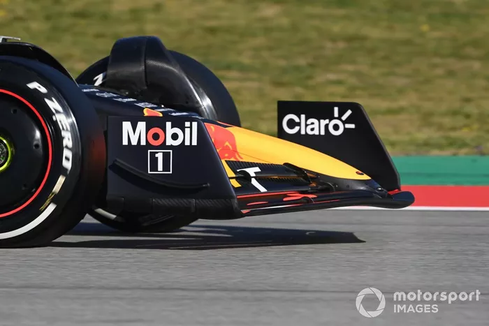 The front wing on the car of Max Verstappen, Red Bull Racing RB18