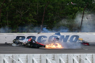 Crash: Robert Wickens, Schmidt Peterson Motorsports Honda