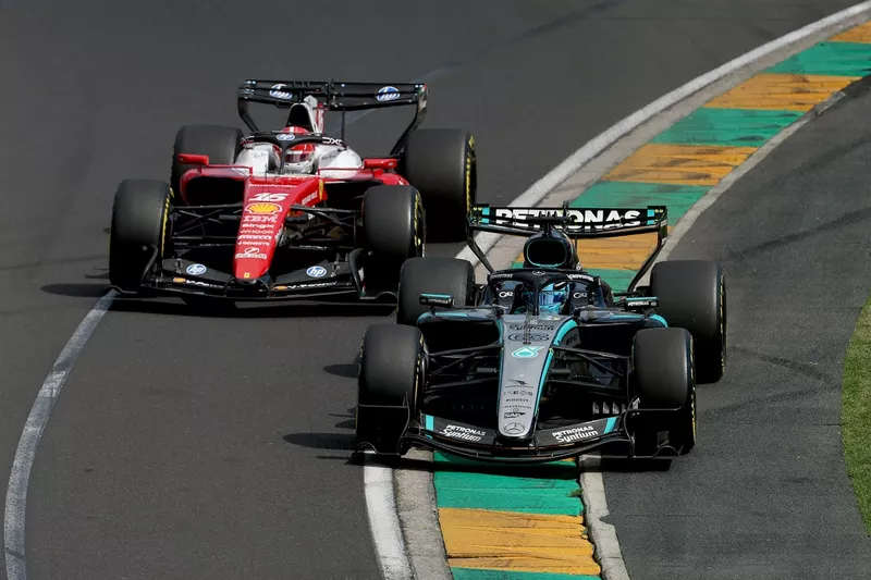 Charles Leclerc, Ferrari, George Russell, Mercedes