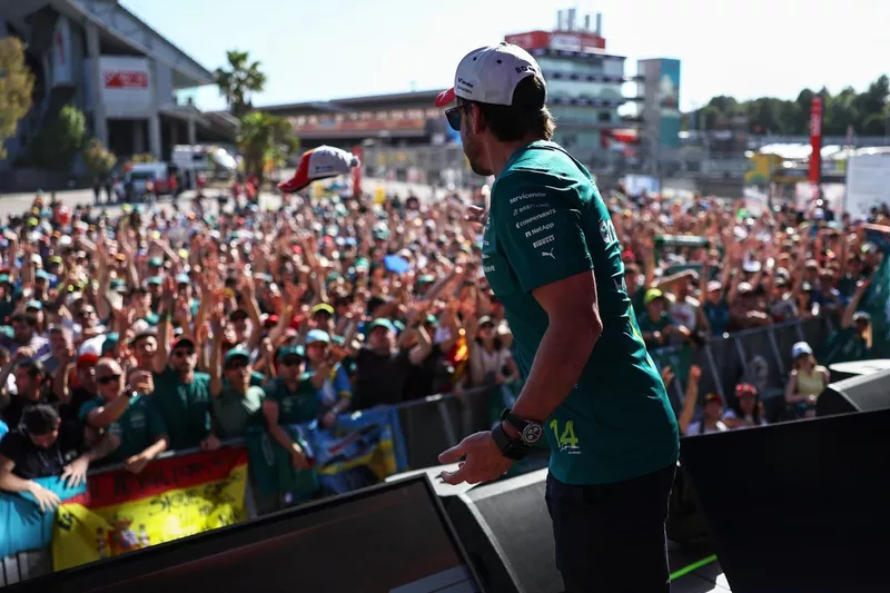 Fernando Alonso, Aston Martin Racing