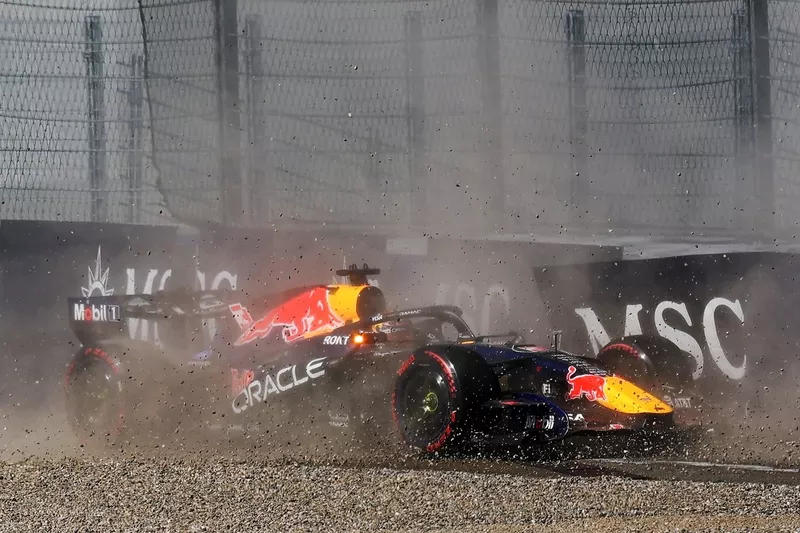 Accident de Max Verstappen (Red Bull Racing)