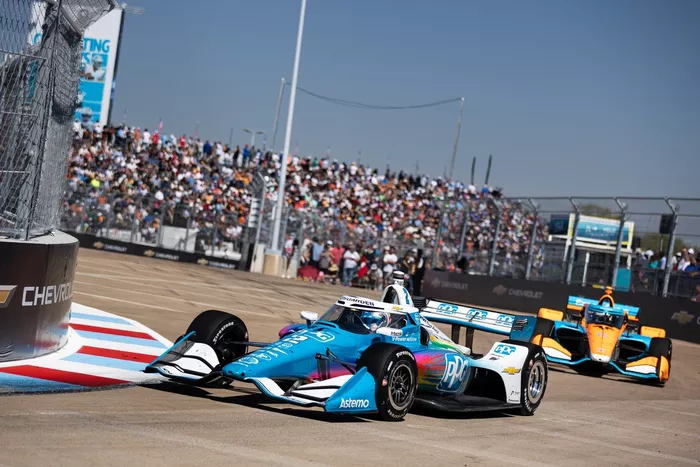 Josef Newgarden, del equipo Penske