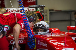 Себастьян Феттель, Ferrari SF15-T тестує шини Pirelli зразку 2017