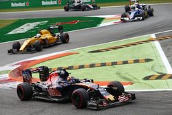 Daniil Kvyat, Scuderia Toro Rosso STR11