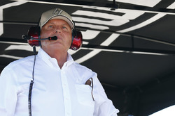Rick Hendrick, Hendrick Motorsports