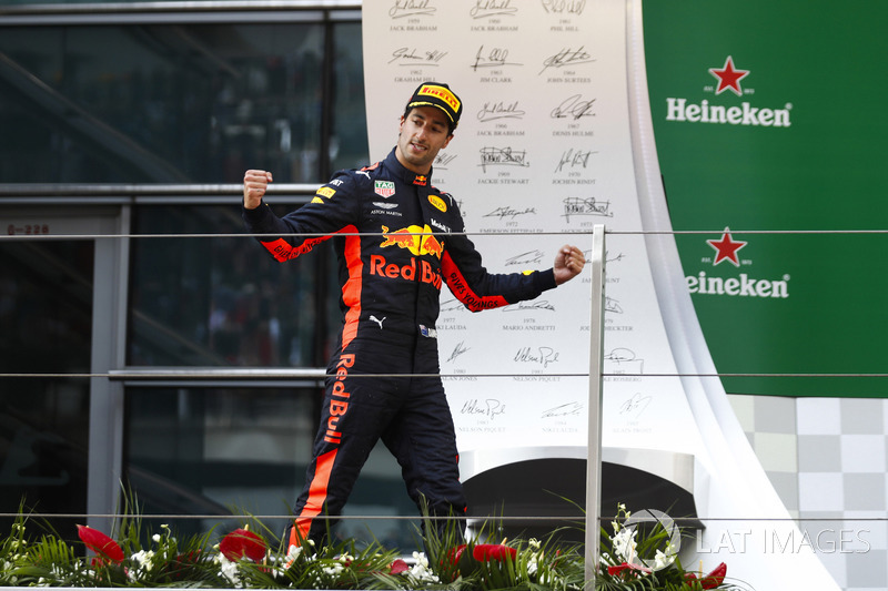 Le vainqueur Daniel Ricciardo, Red Bull Racing