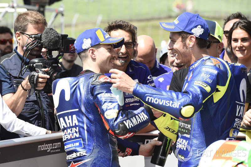 Valentino Rossi, Yamaha Factory Racing, Maverick Viñales, Yamaha Factory Racing