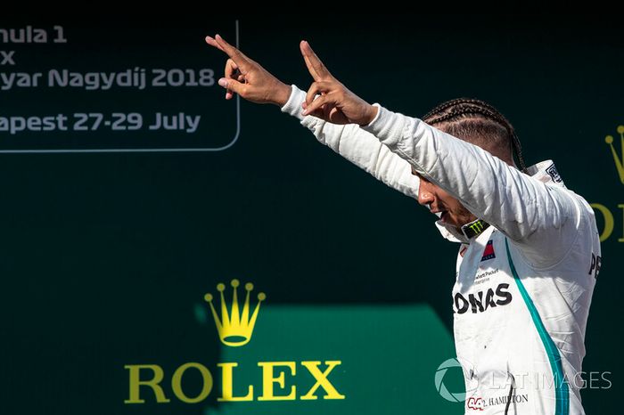 Lewis Hamilton, Mercedes-AMG F1 W09 , ganador de la carrera