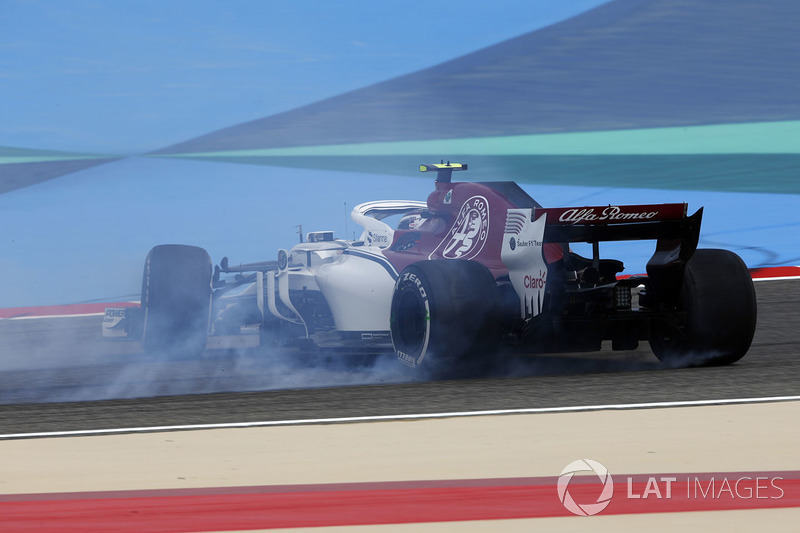 Charles Leclerc, Sauber C37 melintir
