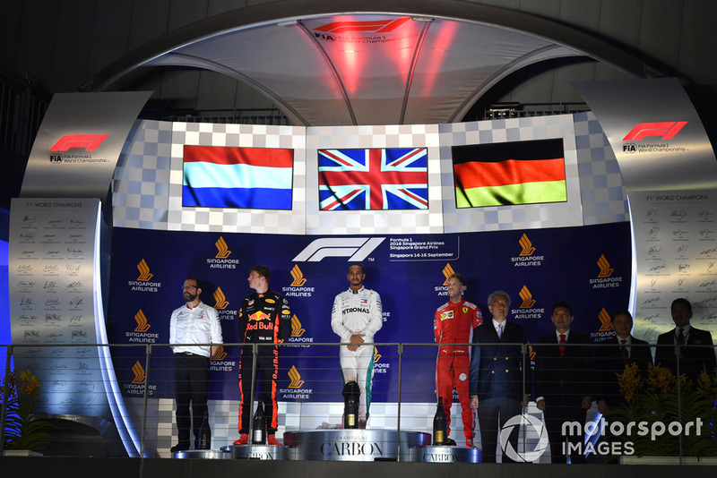 Singapour - Podium : Lewis Hamilton, Max Verstappen, Sebastian Vettel
