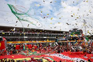 Lewis Hamilton, Mercedes AMG F1, Kimi Raikkonen, Ferrari, Valtteri Bottas, Mercedes AMG F1