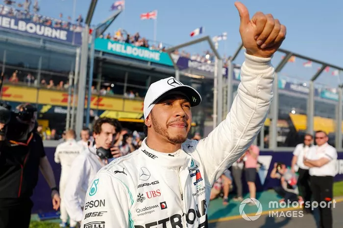El poleman Lewis Hamilton, Mercedes AMG F1
