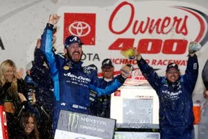 Race Winner Martin Truex Jr., Joe Gibbs Racing, Toyota Camry Auto Owners Insurance