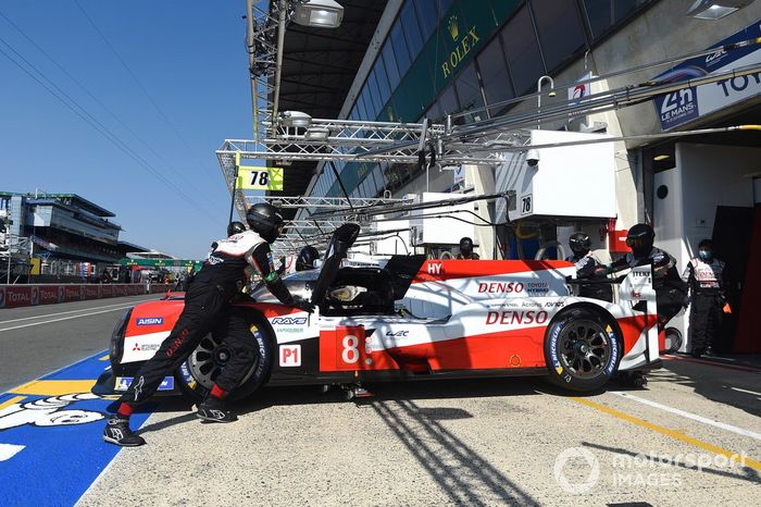#8 Toyota Gazoo Racing Toyota TS050: Sébastien Buemi, Kazuki Nakajima, Brendon Hartley
