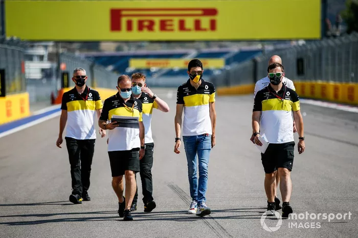 Esteban Ocon, Renault F1, recorre la pista