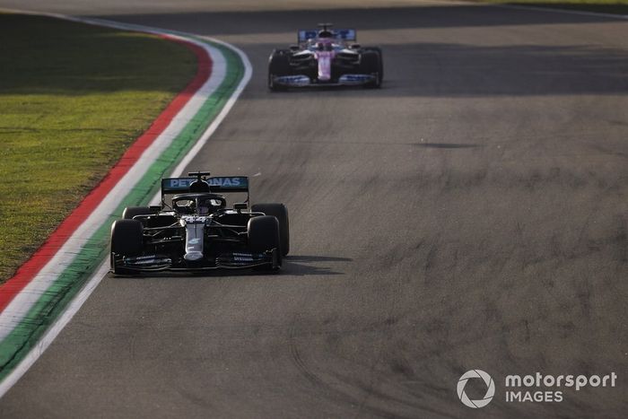 Lewis Hamilton, Mercedes F1 W11, Sergio Pérez, Racing Point RP20