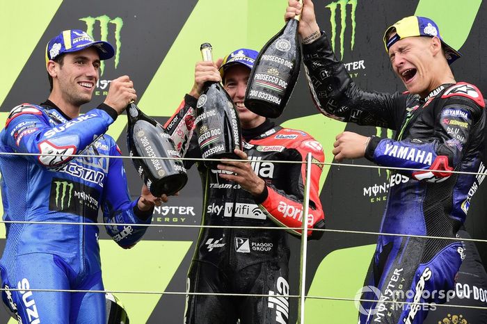 Podio: ganador Fabio Quartararo, Yamaha Factory Racing, segundo lugar Alex Rins, Team Suzuki MotoGP, tercer lugar Aleix Espargaró, Aprilia Racing Team Gresini
