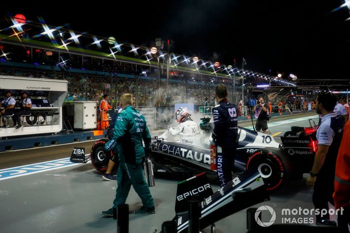 Incêndio no carro de Pierre Gasly