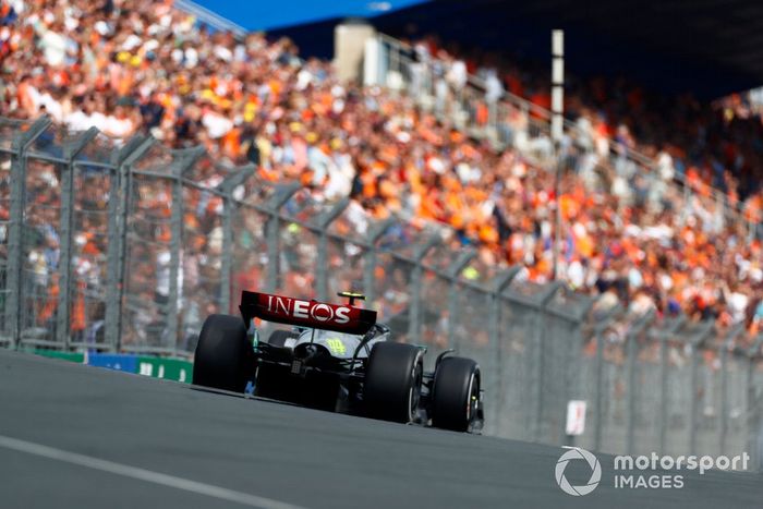 Lewis Hamilton, Mercedes W13