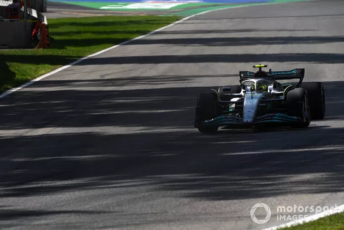 Lewis Hamilton, Mercedes W13