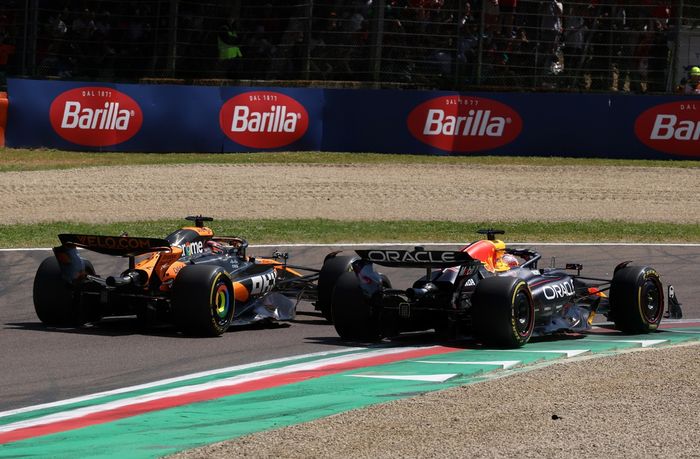 Max Verstappen, Red Bull Racing, Oscar Piastri, McLaren
