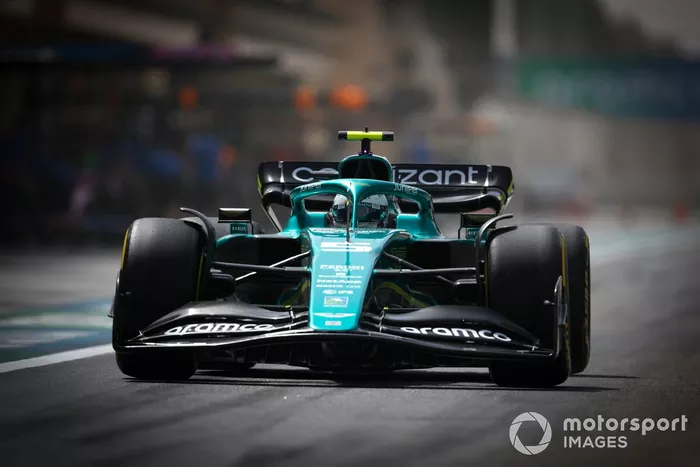 Sebastian Vettel, Aston Martin AMR22

