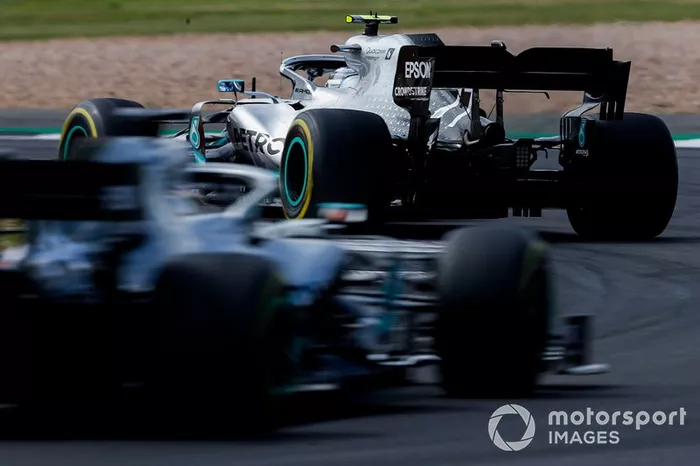 Valtteri Bottas, Mercedes AMG W10, Lewis Hamilton, Mercedes AMG F1 W10