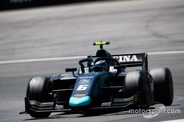 Nicholas Latifi, Dams 
