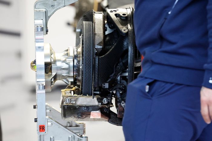 Detalle del tambor de freno AlphaTauri AT04