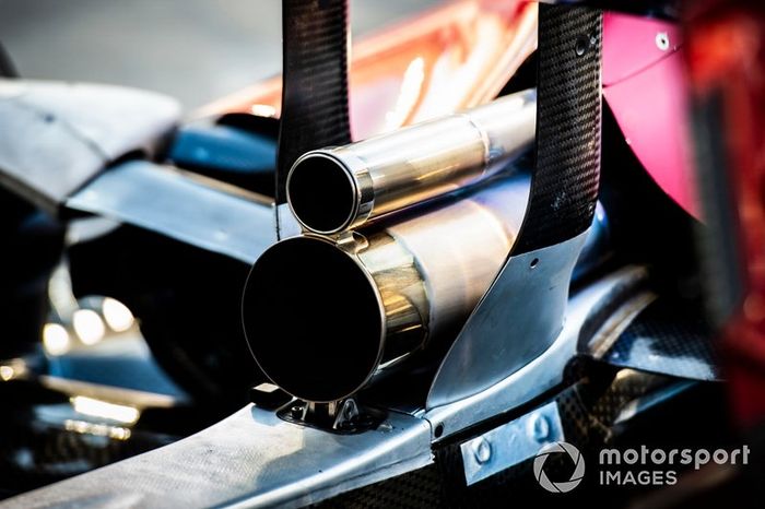 Detalle del escape de un Alfa Romeo Racing C38 