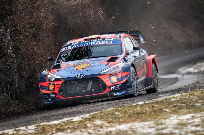 Thierry Neuville, Nicolas Gilsoul, Hyundai Motorsport Hyundai i20 Coupe WRC