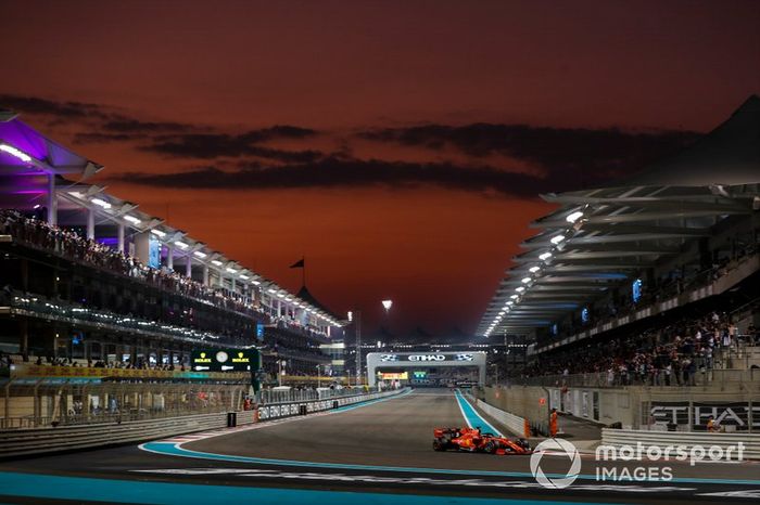 Abu Dhabi 2019: Vettel cierra su quinta temporada con Ferrari en quinto lugar, la misma posición que ocuparía al final del mundial, superado por Charles Leclerc.