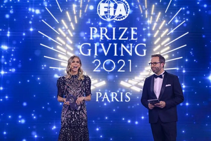 Los presentadores de la gala, Nicki Shields y Julien Febreau