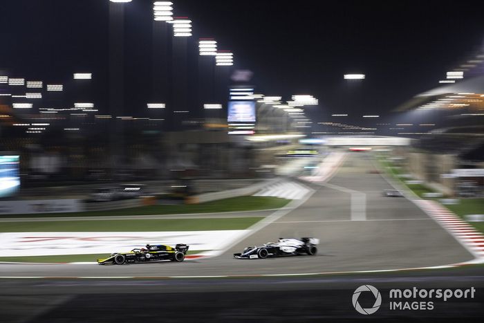 Esteban Ocon, Renault F1 Team R.S.20, George Russell, Williams FW43