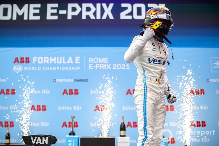 Stoffel Vandoorne, Mercedes-Benz EQ celebra la victoria en el parque cerrado