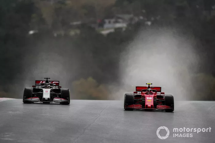 Charles Leclerc, Ferrari SF1000, Romain Grosjean, Haas VF-20