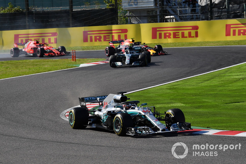 Lewis Hamilton, Mercedes-AMG F1 W09, al comando