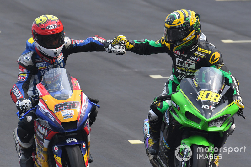 Rafid Topan Sucipto, Yamaha TJM dan AM Fadly, Manual Tech KYT Kawasaki Racing