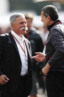 Chase Carey, Chairman, Formula One, with Guenther Steiner, Team Principal, Haas F1