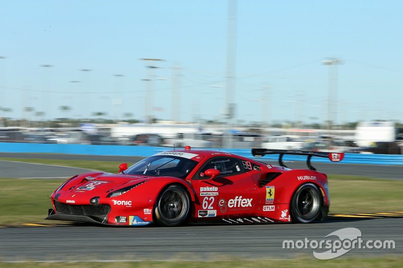 #62 Risi Competizione Ferrari 488 GTE, GTLM: Davide Rigon, Miguel Molina