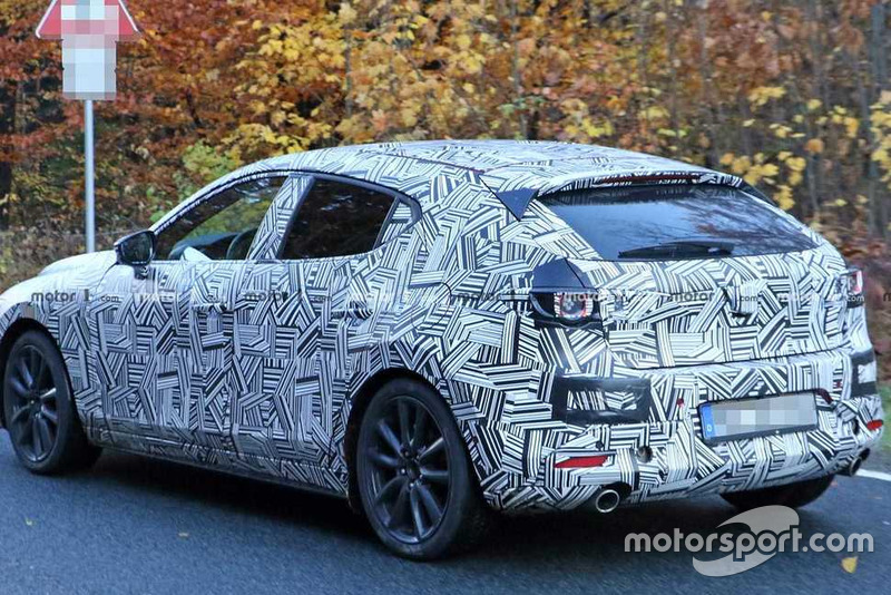Шпигунські фото нової Mazda3