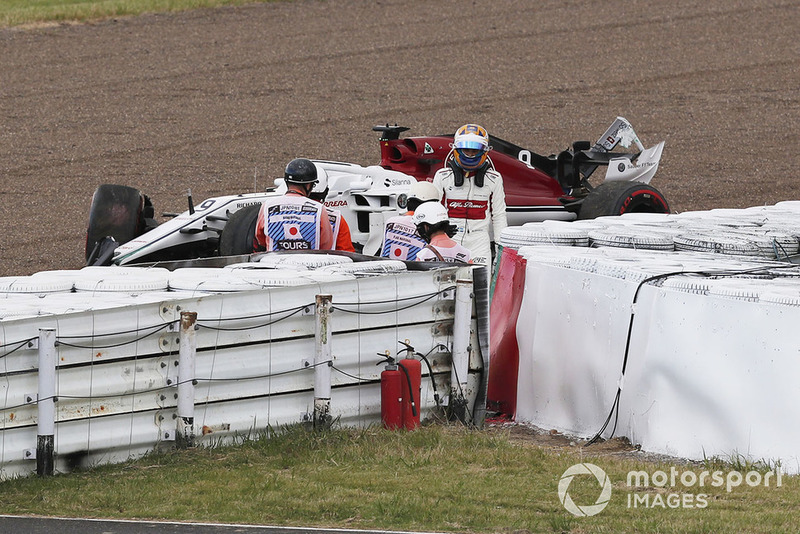 Marcus Ericsson, Sauber C37 sufre un accidente
