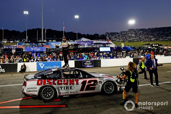 Ryan Blaney, Equipo Penske, Discount Tire Ford Mustang
