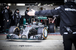 MotoGP-Champion Jorge Lorenzo im Mercedes AMG F1 W05